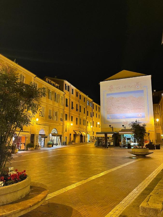 Casa Vacanza A 100 Metri Dal Mare Imperia Extérieur photo