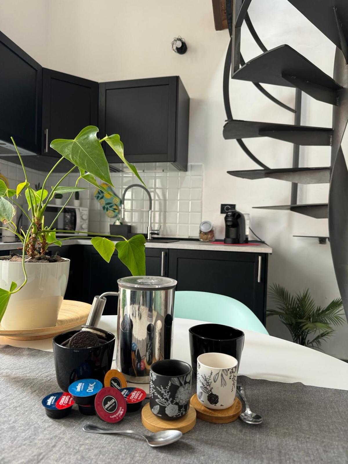 Casa Vacanza A 100 Metri Dal Mare Imperia Extérieur photo